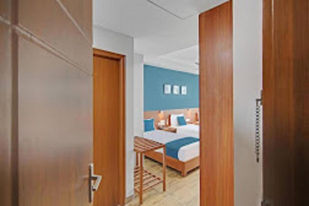 Dsquare Omr By K Hotels Chennai Dış mekan fotoğraf